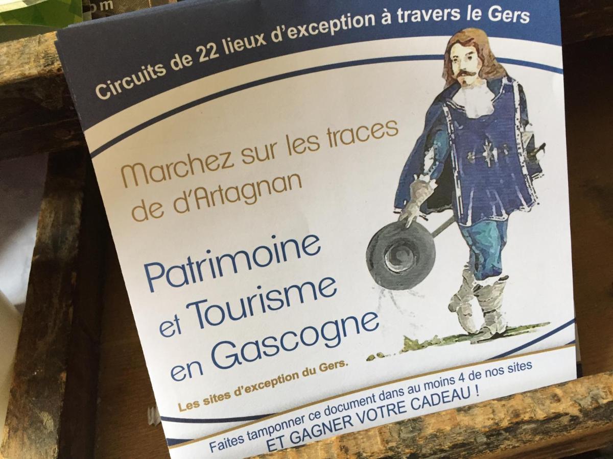 " Venez Dormir Chez Nous " #Condom#Gascogne#D'Artagnan#Armagnac#Le Bonheur Est Dans Le Gers Buitenkant foto
